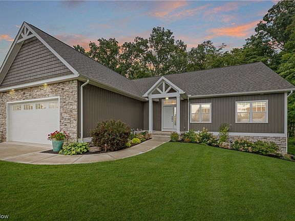 2nd image of 216 Heron Dr