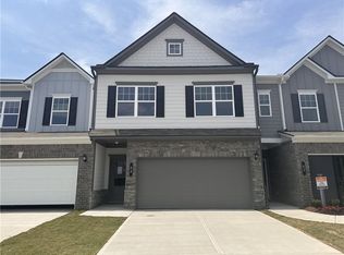 64 Professional Pl, Calhoun, GA 30701