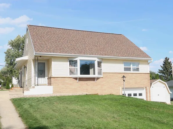 1902 Weber Drive, Sun Prairie, WI 53590