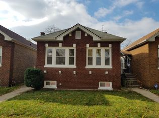 8242 S Ridgeland Ave, Chicago, IL 60617
