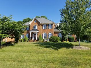 1136 Ashburn Dr, Forest, VA 24551