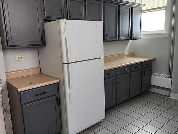 4th image of 213 Washington Blvd APT G