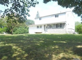 457 Grand Blvd, Brentwood, NY 11717