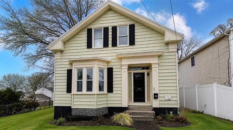 1st image of 38 Pleasant St