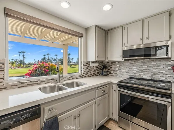 41650 Kansas St, Palm Desert, CA 92211