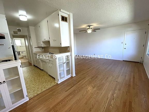 4th image of 100 Cerritos Ave Unit 5