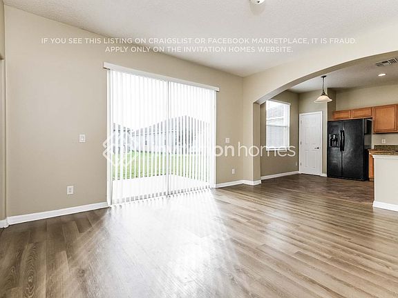 5th image of 2746 Eagle Glen Cir