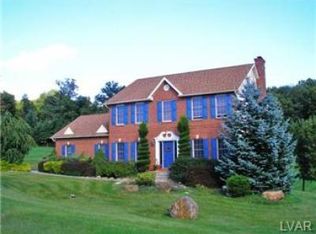 190 W Butternut Rd, Hellertown, PA 18055