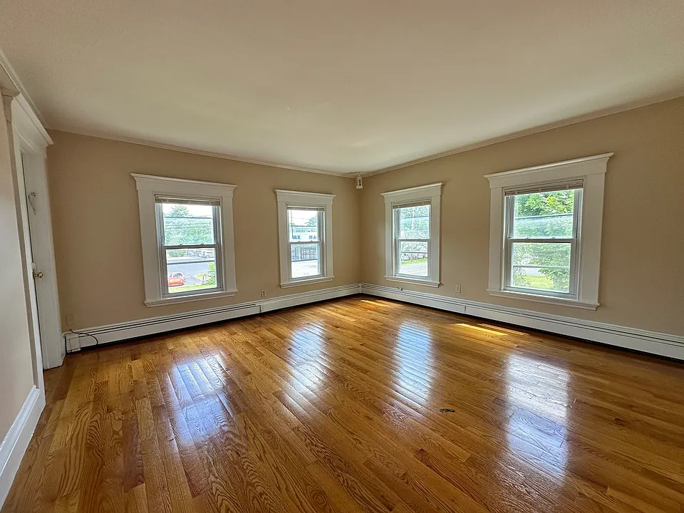 164 W Central St #2