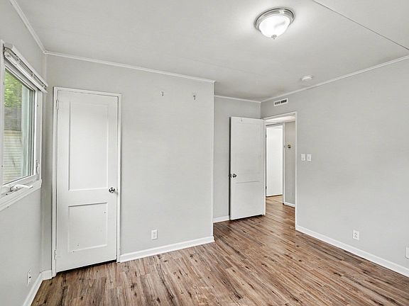 5th image of 3806 E Saint Andrews Rd