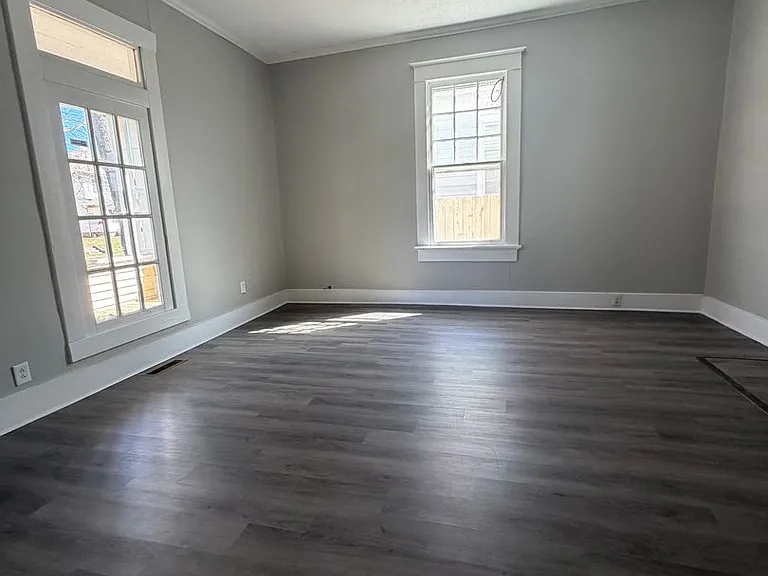 150 Arlington Ave — Photo 6