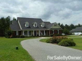 1923 Lake Arthur Dr, Cairo, GA 39827