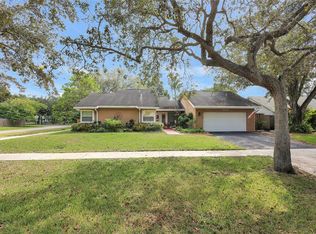 12100 Landing Way, Cooper City, FL 33026