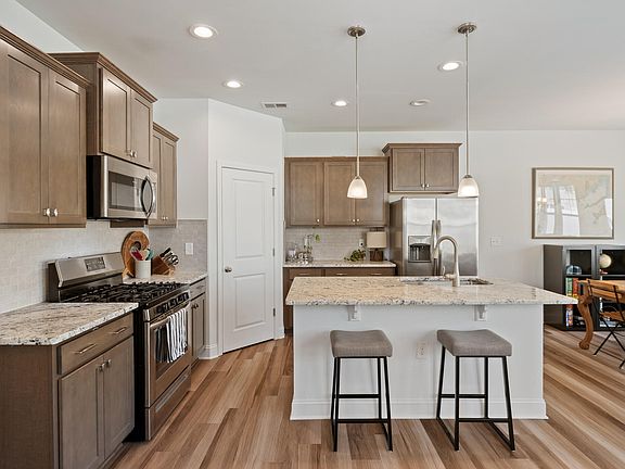 2nd image of 1404 Compass Dr