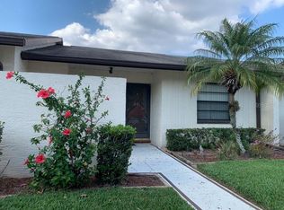 38427 Cottonwood Pl, Zephyrhills, FL 33542