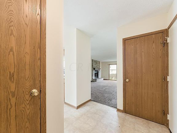 4th image of 2747 Beal Dr