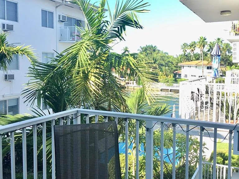 10250 W Bay Harbor Dr #3F — Photo 12