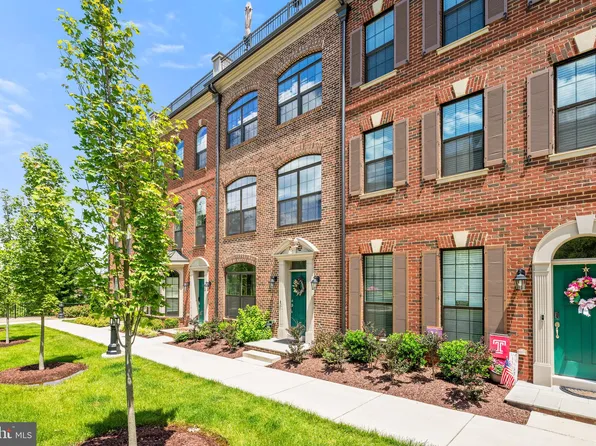 605 Skiff Way, Oxon Hill, MD 20745