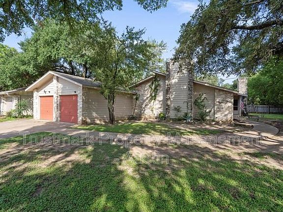 2nd image of 11908B Broad Oaks Dr Unit B
