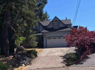 27009 Hawk Ct, Willits, CA 95490