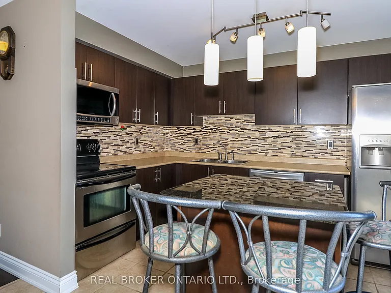 2202 Batters Loop — Photo 8
