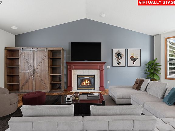 4th image of 5611 NE 50th Pl