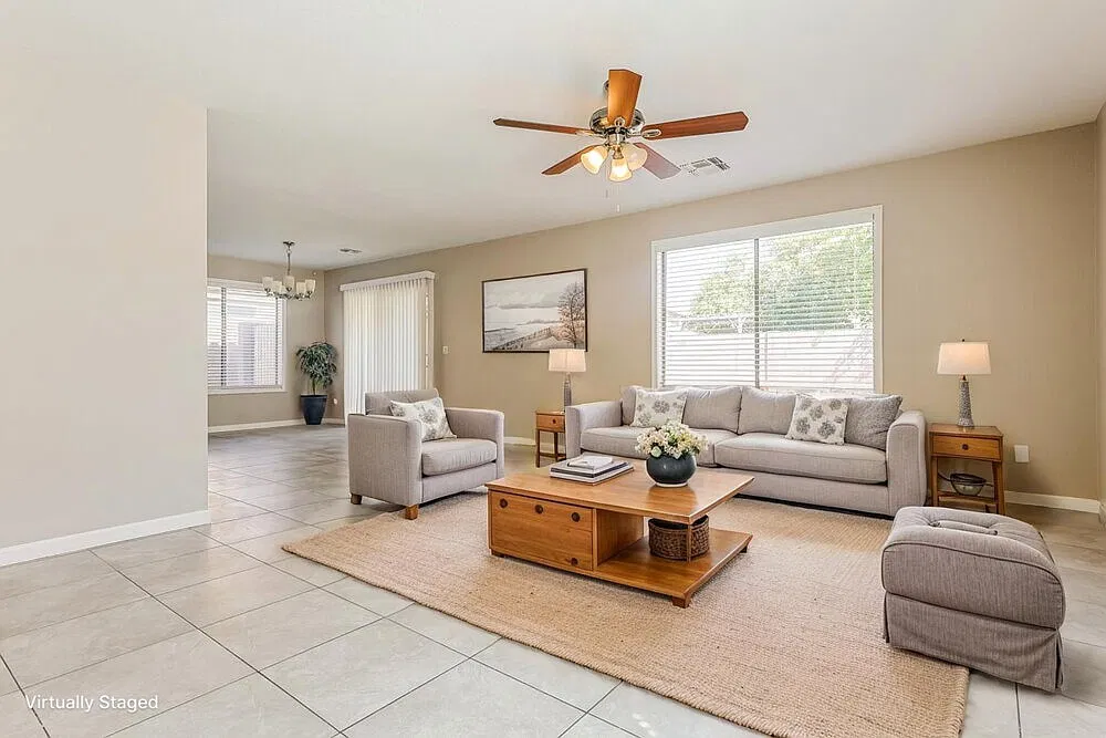4 bed, 2.5 bath, 1537 sqft, $2,265 — Photo 4