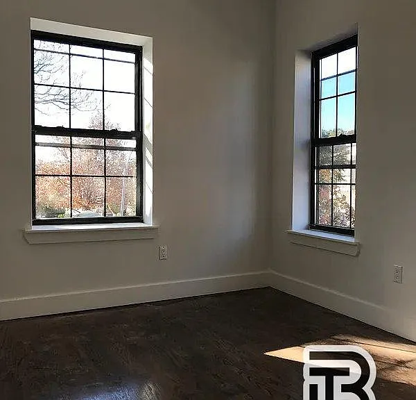3502 Clarendon Rd #2 — Photo 2