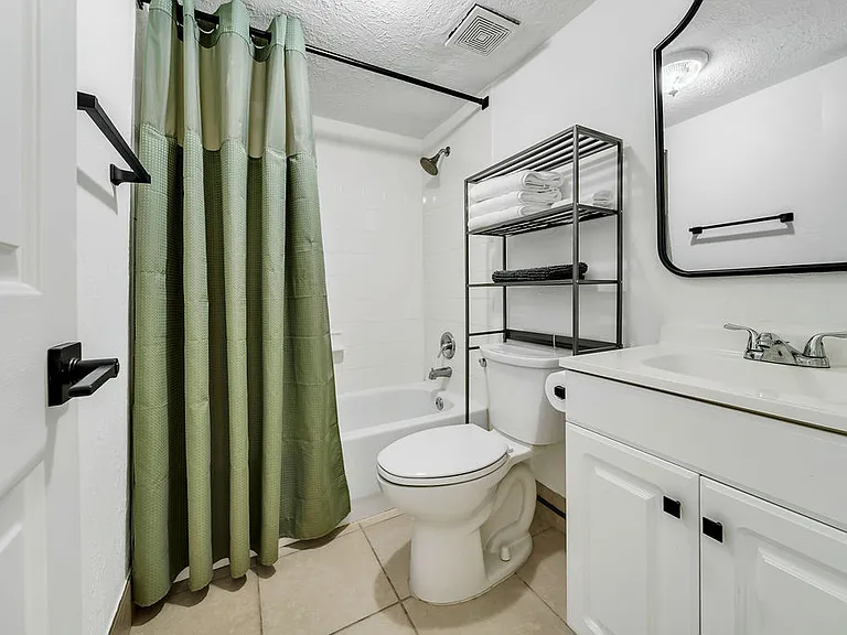 4625 Bayshore Dr #D3 — Photo 24