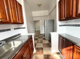 950 Rutland Rd APT 123, Brooklyn, NY 11212