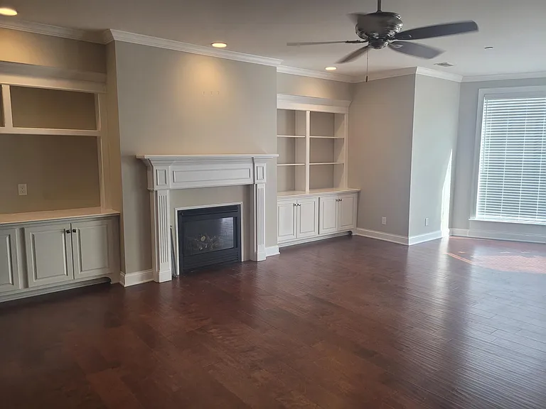 5222 Indian Woods Dr #201 — Photo 6