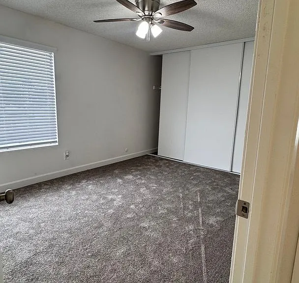 166 S Lincoln S — Photo 5