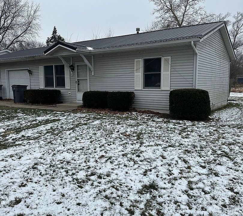 1st image of 415 S Harkless Dr #415-2