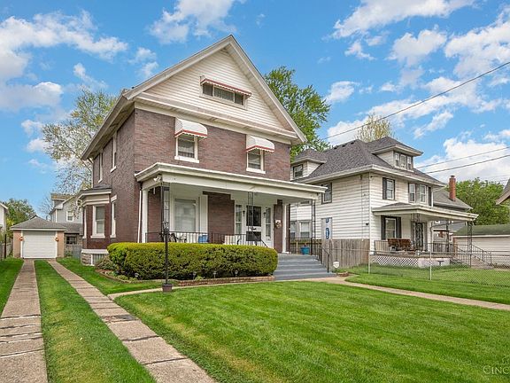 3rd image of 3825 Hazel Ave