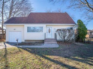 458 Arnold Ave, West Babylon, NY 11704