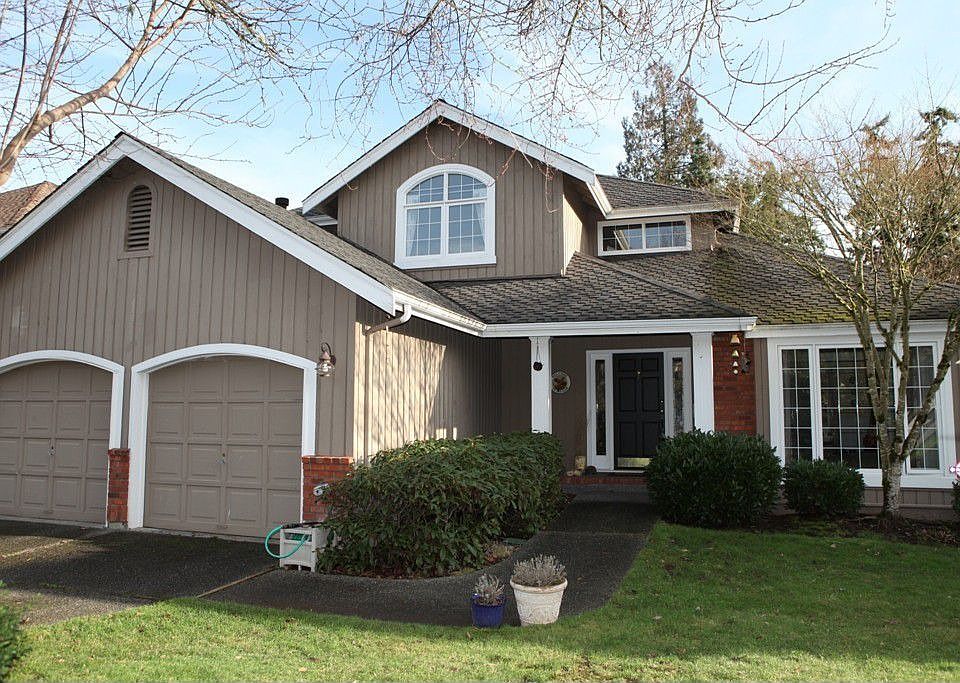 1st image of 22447 NE 9th Dr