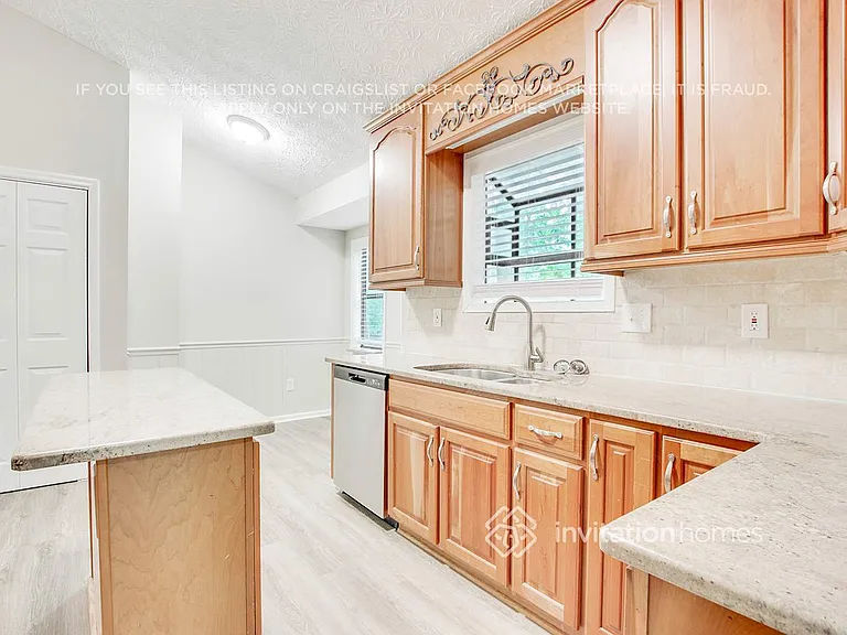 830 Sunset Ct NW — Photo 10
