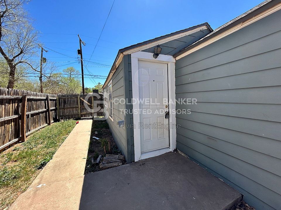 1st image of 2305 27th St