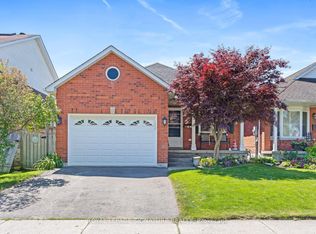 29 Newport Ave, Clarington, ON L1E 2B8