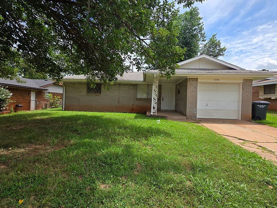 1st image of 3104 Chetwood Dr