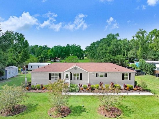 4219 Seaberg Rd, Zephyrhills, FL 33541