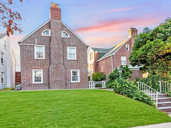 99-07 70th Avenue image 1 of 43