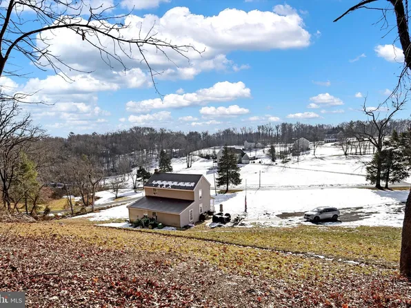 5026 W Heaps Rd, Pylesville, MD 21132