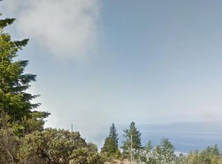 71 Pepperwood Dr, Whitethorn, CA 95589