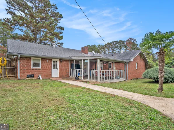 1083 Hampton Rd, Hampton, GA 30228