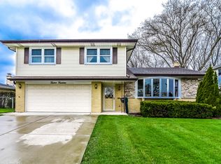 1214 S Dunton Ave, Arlington Heights, IL 60005