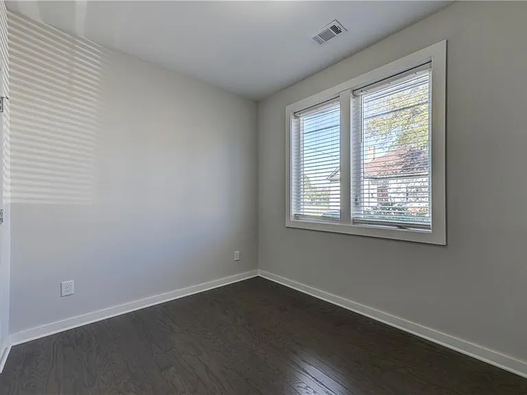 415 Gartrell St SE #7 — Photo 31
