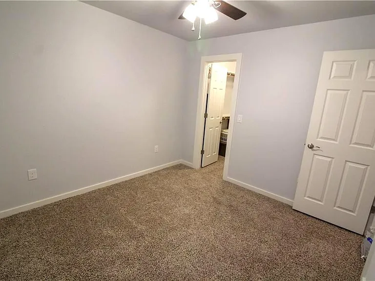 2101 Lemon Dr #B — Photo 11