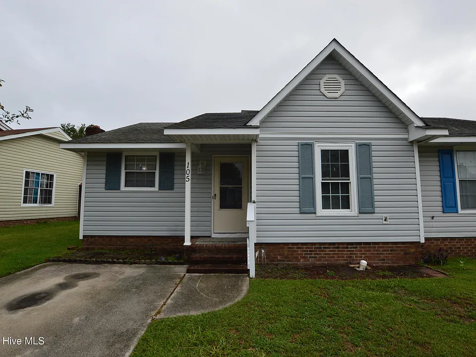 105 Creekview Dr