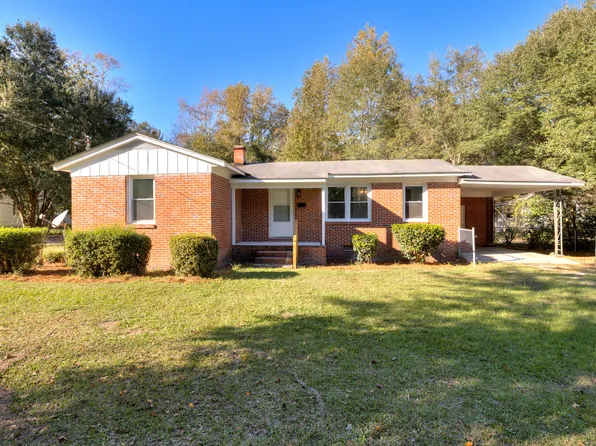 138 Nelson Cir, Manning, SC 29102